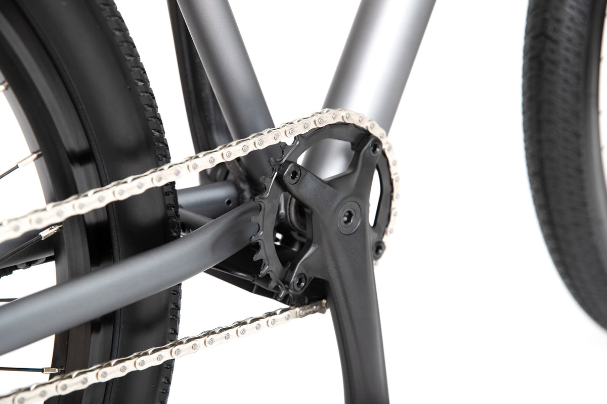 ONSRA VANDAL electric bike chain and crank close-up